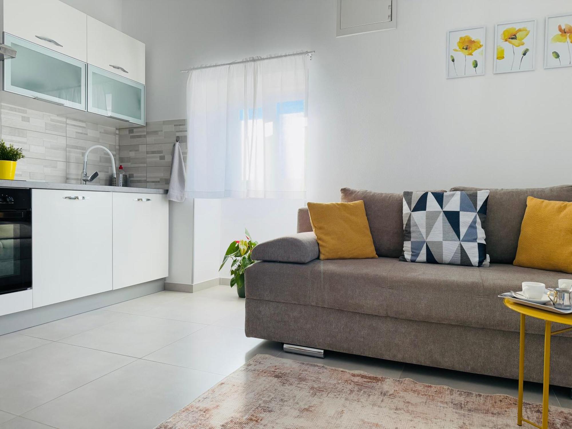 Apartment Erika - For 2 Near The Beach Pula Exterior foto